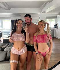 Isabelle & Jeremy on X: New FFM Threesome with @valentinarose_4 has been  released on our OnlyFans!! 😈 Isabelle even pulled out her Strap On for  this one 😮‍💨 t.coObvT3wFysM  X