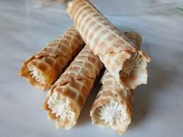 Hellena Din Bucataria Mea Rulouri Din Vafe Cu Crema De Ciocolata