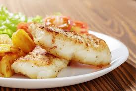 Wels Im Backofen Mit Paprika Und Kartoffeln In 2020 Rezepte Skrei Rezept Kabeljau Rezept
