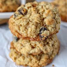 Oatmeal Raisin Cookies Are A Staple In Any Cookie Jar Soft And Chewy In Best Oatmeal Raisin Cookies Cookie Recipes Oatmeal Raisin Oatmeal Raisin Cookies Chewy