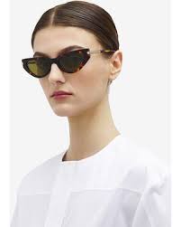 McQueen Cat-Eye T-Bar Icon Sun Glasses in Pink