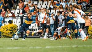 Boca y river, los dos mejores equipos de la temporada, juegan este martes la final del torneo transición 2020, en la versión femenina del superclásico que definirá al primer campeón de la era. Ikjalwm64grsnm