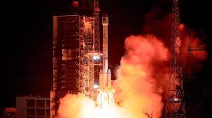 Se trata del long march 5b y2, que fue lanzado por china el 29 de abril, con el módulo principal para la futura base orbital china. 69unkbaooyn68m