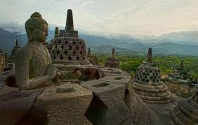 Setelah pengaruh india masuk, kedudukan pemimpin tersebut diubah menjadi. Kerajaan Kerajaan Hindu Budha Di Indonesia Portal Ilmu Com Read More Learn More
