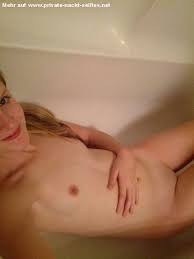 meine freundin nackt in der badewanne sexy privates selfie mms whatsapp |  Private Nackt-Selfies