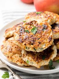 This chicken apple sausage is easy to prepare using simple ingredients, and it healthy too! Chicken Breakfast Sausage Easy Homemade Recipe The Worktop