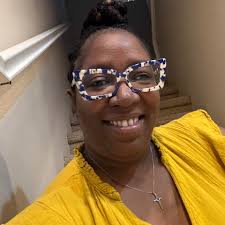 🥳 Happy Birthday to Markita Battle, Chamber Ambassador and owner of  Uniquely Divine Catering! We appreciate her dedication and volunteer  efforts at Chamber events and wish her a wonderful day of celebration.