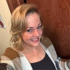 Cari Watkins's Instagram, Twitter & Facebook