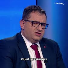 TYLKO U NAS Robert Ch., jego żona Grażyna oraz dwóch krewniaków przez  ostatnich siedem lat zarobili aż 10 mln zł kontrolując kilkanaście agencji  towarzyskich w Krakowie i Zakopanem. tvp.info #wieszwięcej