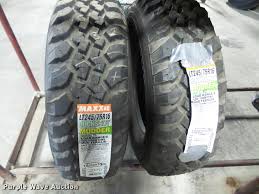 Jenny mounted a set of our buckshot mudders on her xj this week. 2 Buckshot Maxxis Mudder 245 75r16 Tires In Holton Ks Item Ds9491 Sold Purple Wave