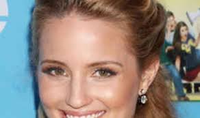 Agron apologises for sexy Glee shots