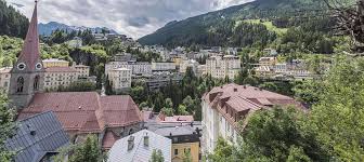 In a prime location in the centre of bad hofgastein, 89 rooms and suites with completely new. Hutte Mieten In Gastein