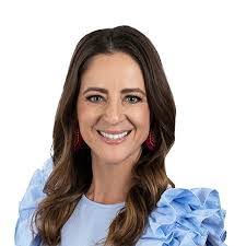 Abby Robb's Instagram, Twitter & Facebook