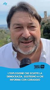 Io, insultato a La radiazza. Un giornalista ospite di Gianni Simioli mi ha  insultato personalmente pur di difendere Cruciani e Parenzo, addirittura  ieri arriva a dire che dovremmo ringraziarli perche ci hanno