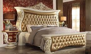 A king bedroom set is the perfect addition to any room filling a space with classic luxurious style. Royal Rich Gold White King Bedroom Set 5 P Homey Design Hd 8019 Traditional Hd 8019 3 Pcs