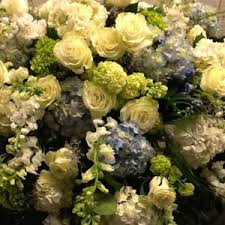 Make a great impression and arrange a stunning bouquet for same day delivery in fairfield. Fairfield Florist Fairfield Ct Flower Shop Blossoms At Dailey S Flower Shop