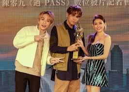 He made his acting debut in the web series back in time (2014). çŽ©åˆ°å'å¤§ æ„·æ¨‚é¡˜ç‚ºé™³é›¶ä¹éœ²ä¸‰é»žæ‹mv å³æ™‚æ–°èž æ±ç¶²å·¨æ˜Ÿ On Ccæ±ç¶²