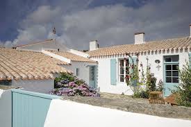 Create a trip to save and organise all of your travel ideas, and see them on a. Architecture Islaise 1 Ile D Yeu Vendee France Flickr Intercambio De Fotos Architecture Beauty Crush Hair Beauty