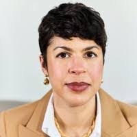 Anne Bracy's Instagram, Twitter & Facebook