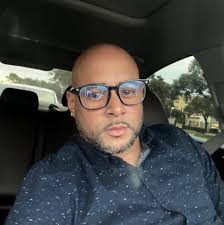 What are some good seafood places?