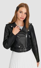 Shop 6 top stradivarius black women's jackets and earn cash back from retailers such as asos all in one place. GeacÄƒ Din ImitaÈ›ie De Piele SimplÄƒ Cu Curea Jachete Stradivarius Romania Leather Jackets Women Leather Jacket Girl Leather Outfit