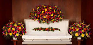 Maybe you would like to learn more about one of these? 10 Ideas For Funeral Flowers Arrangements When You Want Something Unique In 2019 Kremp Florist Blog