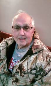 Introducing the newly launched Men's eyewear range from Jimmy Choo.  Featuring CARL, the black frame aviators edged in fine gold, ready to  fast-forward your look into the new season. Explore the new