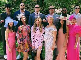 During their chat, woodley also gave a quick glimpse at her. Shailene Woodley And Aaron Rodgers Enjoy Kentucky Derby With Miles Teller And Their Friends