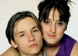 A stunning never-before-seen photo of Leonardo DiCaprio & Kate Winslet