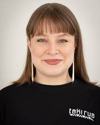 Nau mai haere mai ki a Ellen Murfitt! 🎉 Tēnei ka mihi ki te uri o Ngāti  Raukawa ki te Tonga kua tau nei ki waenganui i te whānau Taki Rua. Last