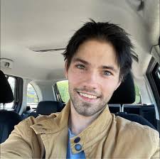 Best way to take this all the way out? I bought one from someone...a week  later power button and controller flashing red and won't turn on. Assuming  it's from this because I