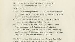 / es erzählt uns über die menschen, über ihre beziehungen, gefühle und gedanken. Chronik 1989 1990 Der Weg Zur Deutschen Einheit