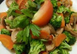 Hanya bedanya capcay goreng disajikan dengan kuah lebih sedikit dan kuah kental atau bahkan bisa juga kering semuanya tergantung selera. Resep Capcay Kering Sosis Brokoli Lezat Aneka Resep Paling Dicari