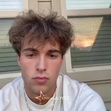 Mia from Cash and Nico