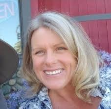 Alison Dow's Instagram, Twitter & Facebook