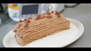 D'ordinaire je suis assez cette bûche au thermomix, c'est de la bombe, bébé ! Buche De Noel Aux Marrons Au Thermomix Youtube