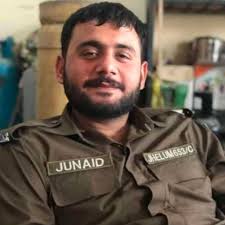 Ur skeudenn nevez zo bet...