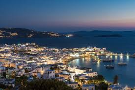 Μυκονοσ βαμμενη 80.00€ με φ.π.α. Mykonos Poioi Diashmoi Dhlwnoyn Oti 8a Kanoyn Kai Fetos Bolta Sta Matogiannia