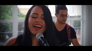 En El Trono Está(Christine D'Clario)- Katheryn Ramos COVER(REGGAE)