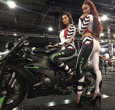 Pin On Munecas Y Motos