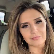 Tina Camp (@TinaCamp2)