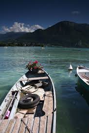 Barque Sur Le Lac D Annecy In 2020 Annecy Lake Annecy Annecy Hotel