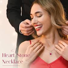 Rosa Joya's Instagram, Twitter & Facebook