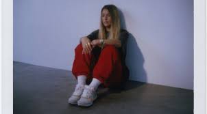 Jeremy zucker & chelsea cutler]. Chelsea Cutler And Alexander 23 Remind Us How Lucky We Are Ones To Watch