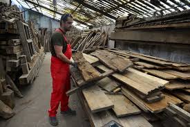 Afacere Care Duduie Idee De Succes MobilÄƒ De Mii De Euro Din Lemn De La DemolÄƒri Click