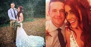 From designer dresses for dancing the night away to winter dresses to snuggle up in, our collection of dresses for women has something for everyone, whatever your style. E News On Twitter Teen Mom S Chelsea Houska Cole Deboer Finally Had Their Fairy Tale Wedding Yesterday Was Absolutely Incredible Https T Co Abewii9rii Https T Co Qcx6vpkljb