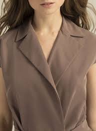 Rozměry jednotlivých oděvů se řídí jak základními tabulkami tělesných rozměrů, tak prídavky na volnost, typem siluety (viz. Pietro Filipi Ladies Blouse Dk5912366iea