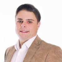 20+ perfis com “Hoff”