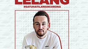 Sama halnya dengan kita, tampaknya klok mencoba menghibur dan menikmati waktunya selama. Sepatu Spesial Milik Pemain Persija Jakarta Marc Klok Terlelang Rp 15 Juta Tribun Jakarta