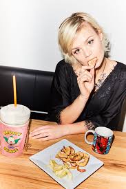 Dominique rinderknecht (born 14 july 1989) is a swiss tv host, model and beauty pageant titleholder who won the title of miss switzerland 2013 and represented her country at the miss. Dominique Rinderknecht Yuky Lutz